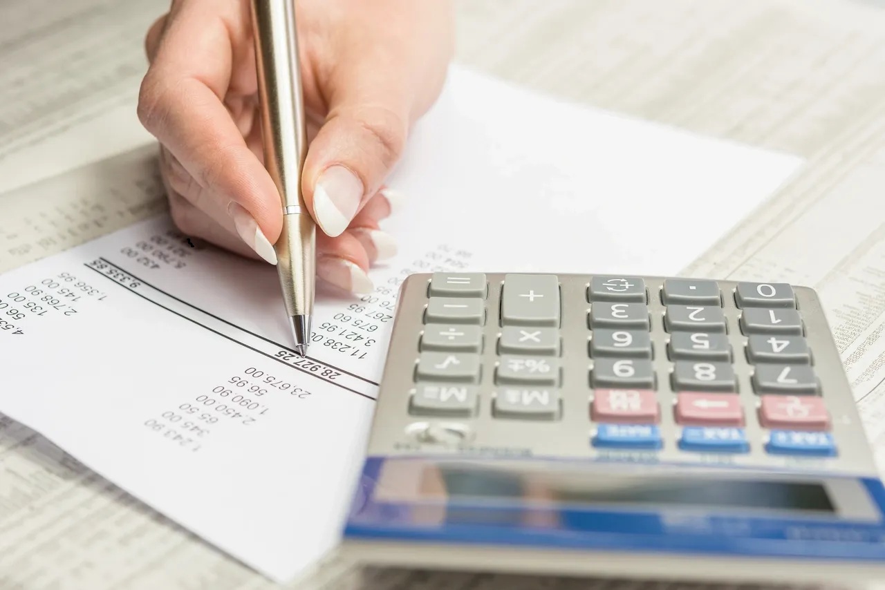 Calculator and worksheet